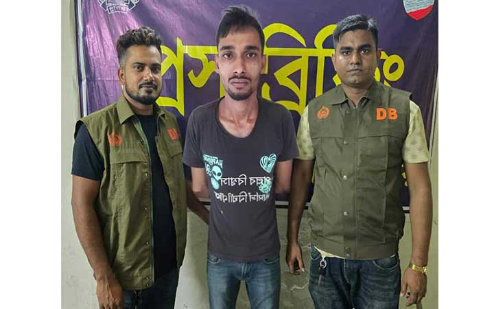 যশোরের অভয়নগরে কৃষকদল নেতা তরিকুল হত্যা মামলার আসামী সুদিপ্ত ডিবি’র হাতে গ্রেফতার; আদালতে স্বীকারোক্তি প্রদান